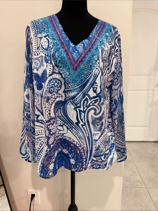 Chico's Tops - Chico’s blue paisley embellished V-neck tunic/blouse.